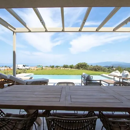 The Quiet Pearl Villa, By Halkidiki *