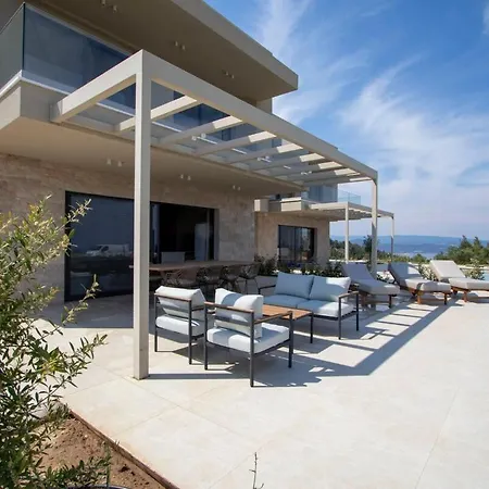 The Quiet Pearl Villa, By Halkidiki